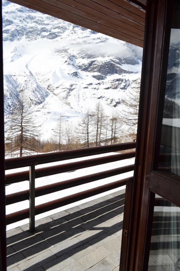 Bilocale Cervinia Cielo Alto Sulle Piste Lägenhet Breuil-Cervinia Exteriör bild