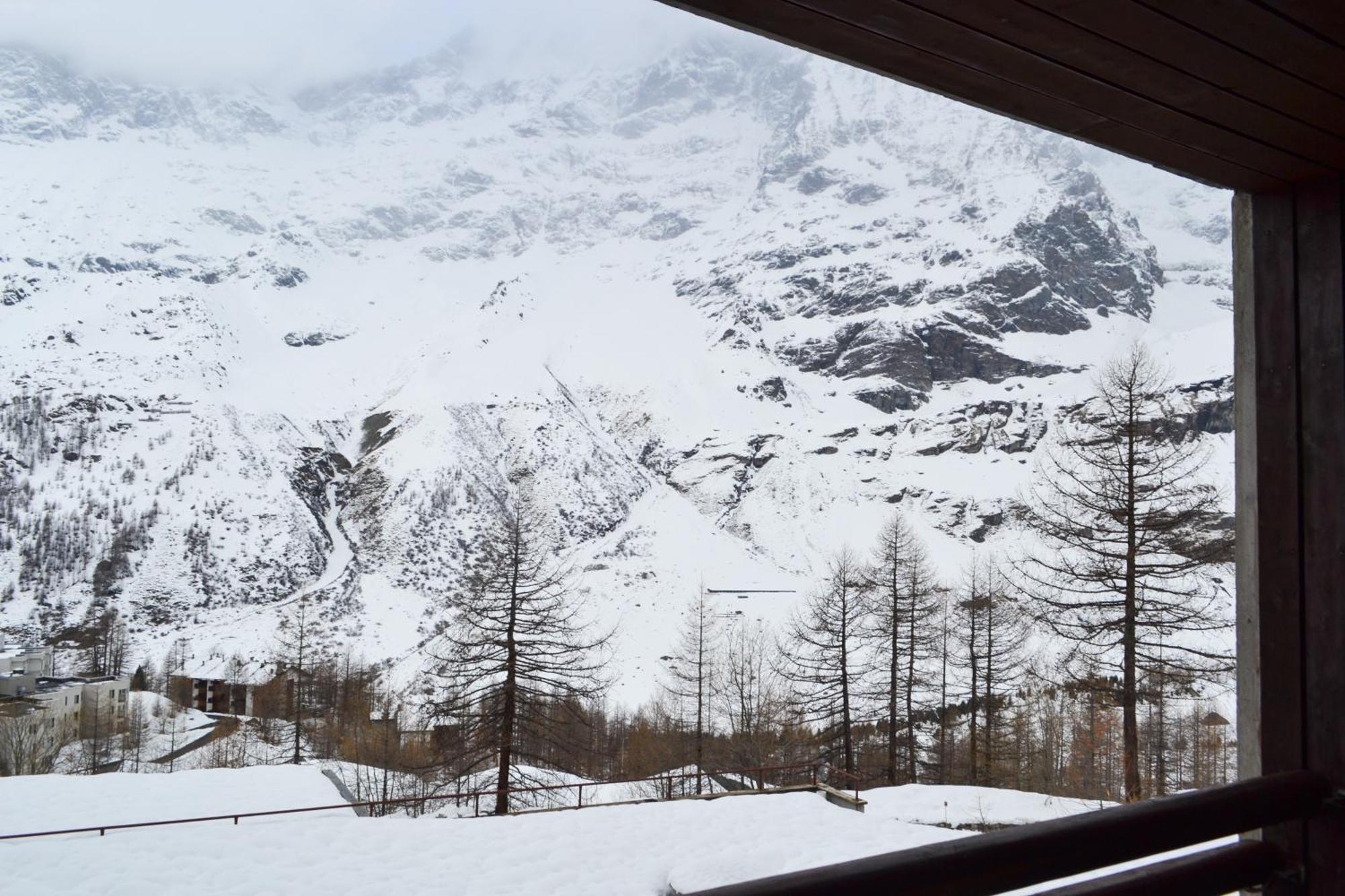 Bilocale Cervinia Cielo Alto Sulle Piste Lägenhet Breuil-Cervinia Exteriör bild